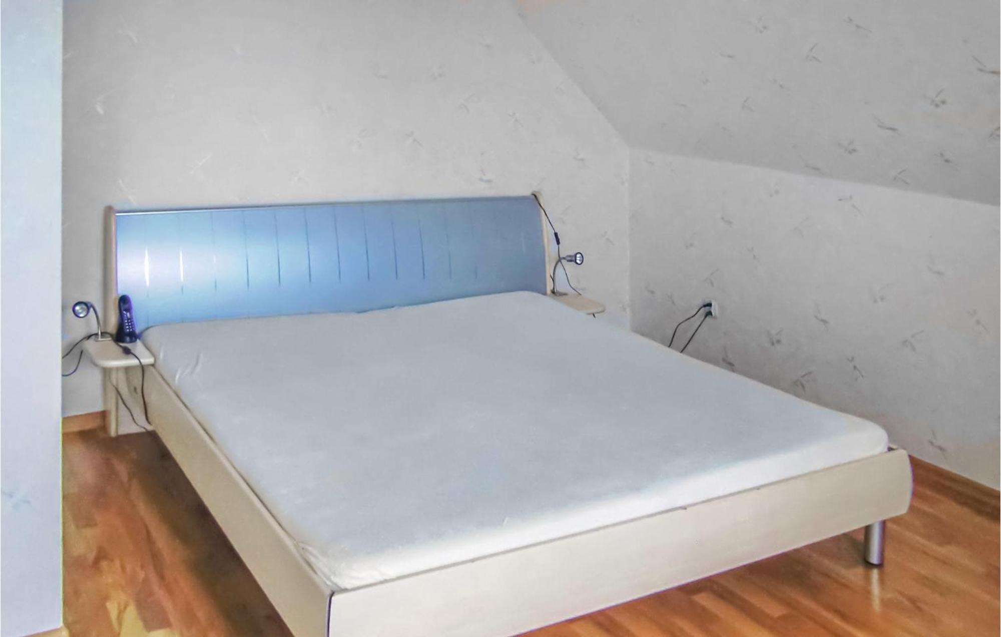Amazing Home In Kolczewo With Sauna エクステリア 写真