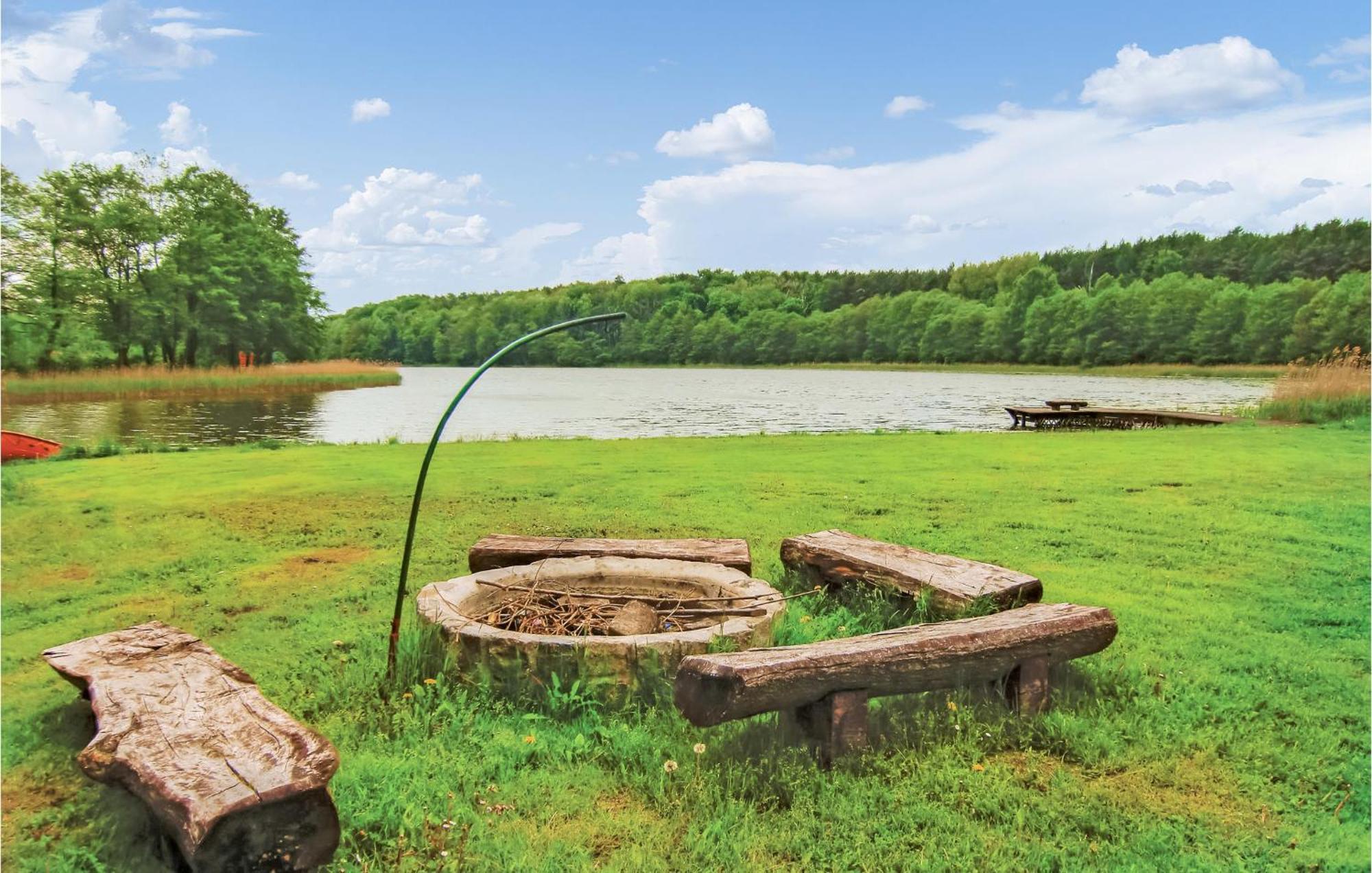 Amazing Home In Kolczewo With Sauna エクステリア 写真